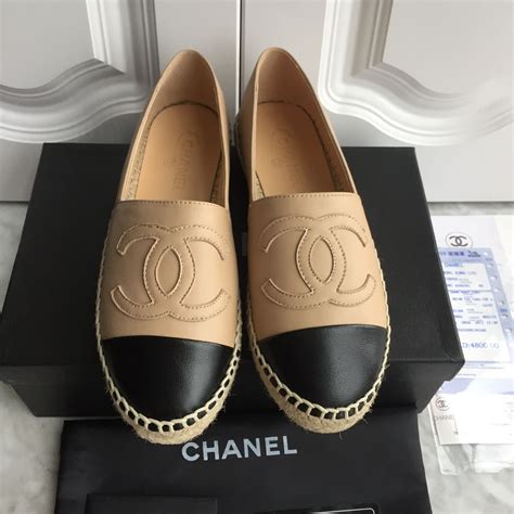 scarpe chanel donna beige|Chanel leather sneakers.